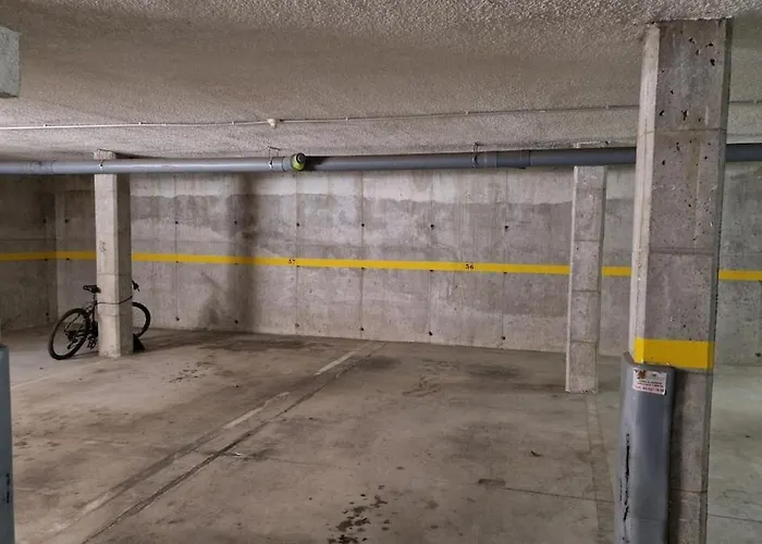 Atico Con Terraza En Διαμέρισμα *