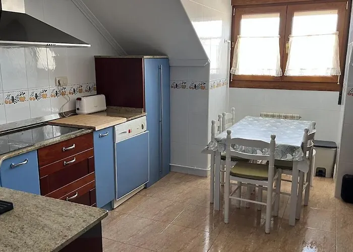 Atico Con Terraza En דירה לורדו